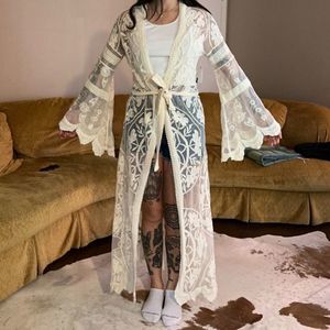 NWT Coco + Jaimeson Cream Embroidered Lace Boho Duster Bell Sleeves L/XL